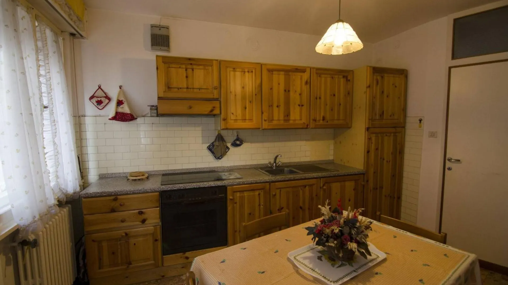Accogliente Appartamento In Corso Italia Cortina dʼAmpezzo Lejlighed